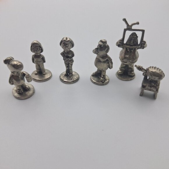 Family Guy Monopoly Tokens Metal Set of 6 Replacement Pieces Game Night Fan TV - Picture 1 of 8